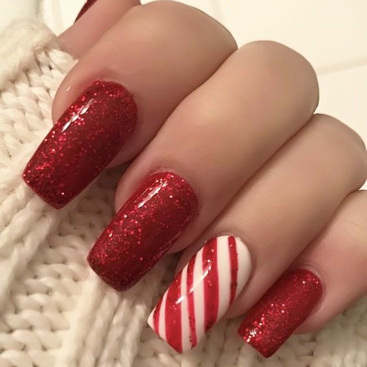 25+ Easy Christmas Nail Art Designs To Try Yourself. Holidays Nail Art. Christmas Nails Inspo. Christmas Nails DIY. Elephant on the Road.